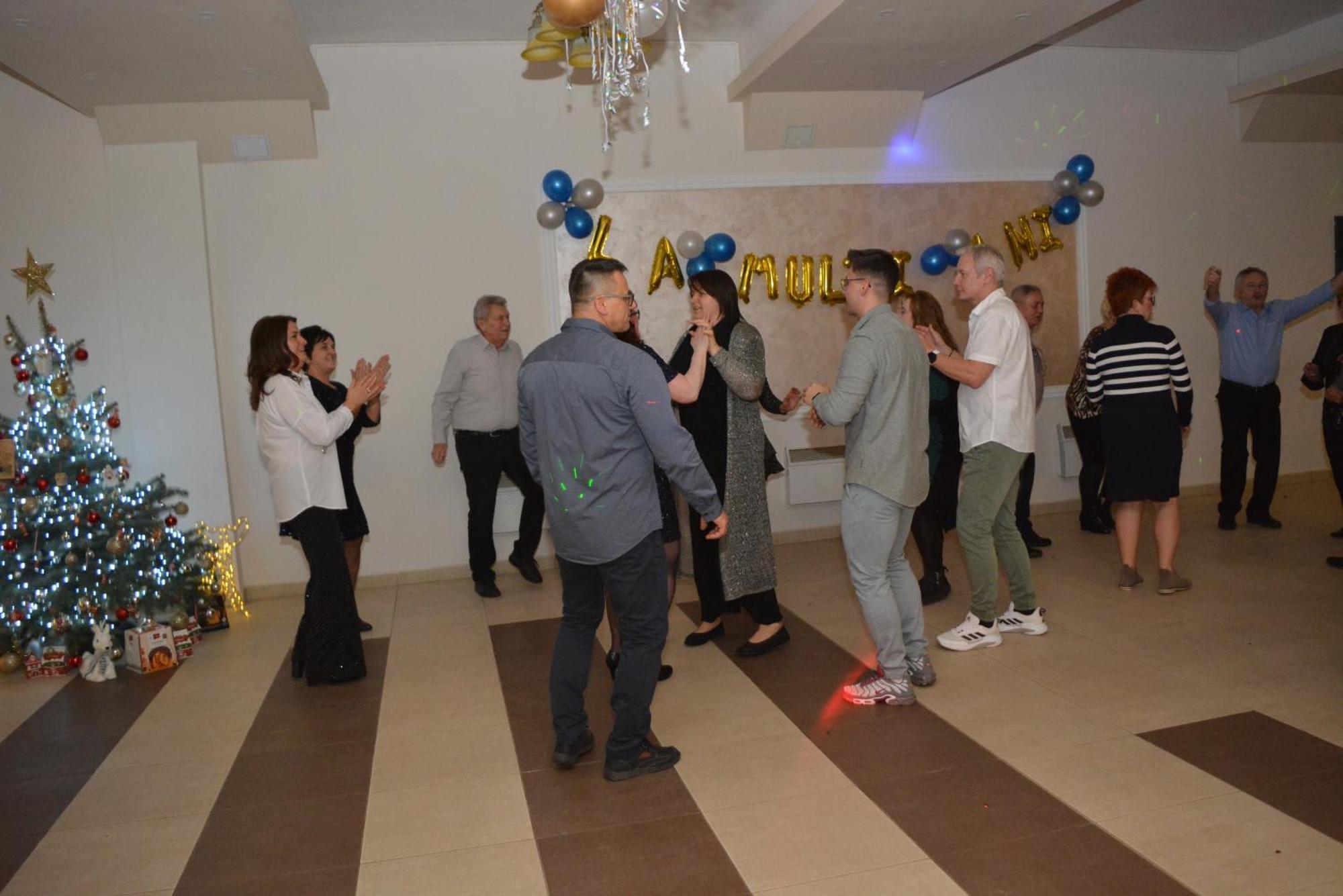 Pensiunea Popasul Ursilor Chiscau Exterior foto
